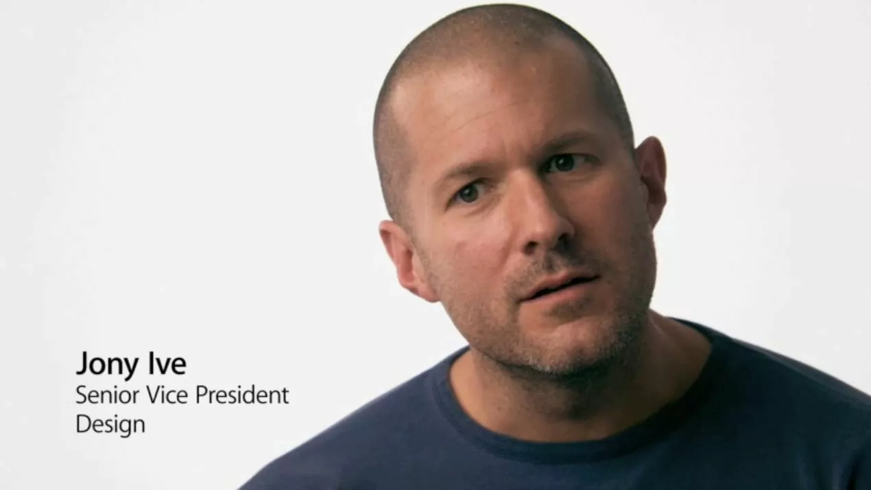 Jony Ive, diseñador de Apple